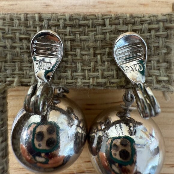 Monet Vintage Silver Tone Clip-On Earrings Double Ball Dangle Design Retro Style - Picture 9 of 12